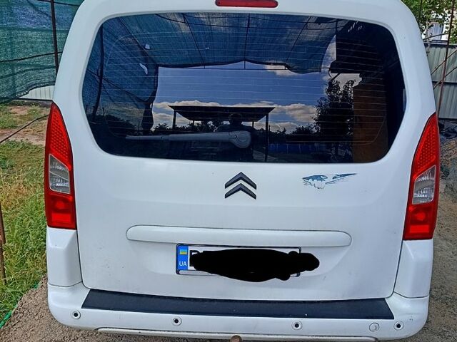 Білий Сітроен Берлінго, об'ємом двигуна 1.6 л та пробігом 260 тис. км за 7100 $, фото 1 на Automoto.ua