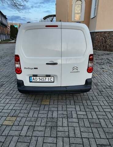 Белый Ситроен Берлинго, объемом двигателя 1.56 л и пробегом 267 тыс. км за 5750 $, фото 5 на Automoto.ua