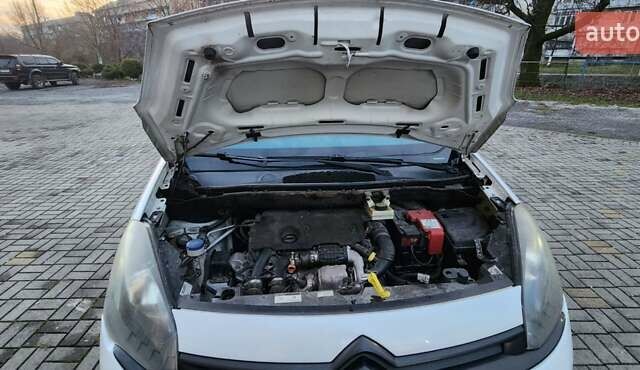 Белый Ситроен Берлинго, объемом двигателя 1.56 л и пробегом 267 тыс. км за 5750 $, фото 12 на Automoto.ua