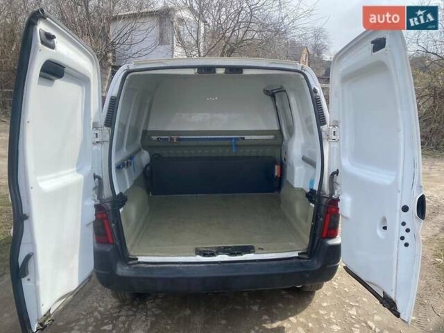 Белый Ситроен Берлинго, объемом двигателя 0 л и пробегом 29 тыс. км за 5500 $, фото 3 на Automoto.ua