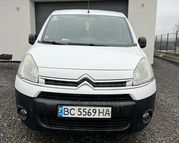 Белый Ситроен Берлинго, объемом двигателя 1.56 л и пробегом 280 тыс. км за 6500 $, фото 1 на Automoto.ua