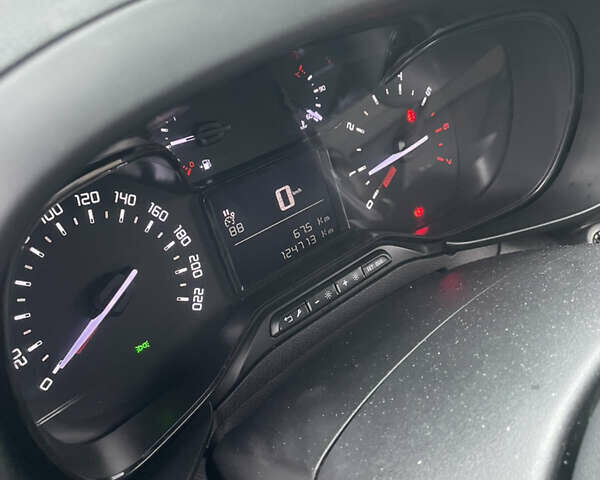 Белый Ситроен Берлинго, объемом двигателя 1.56 л и пробегом 125 тыс. км за 12900 $, фото 9 на Automoto.ua