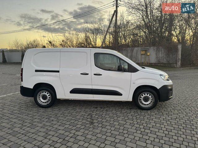 Белый Ситроен Берлинго, объемом двигателя 1.5 л и пробегом 132 тыс. км за 14850 $, фото 3 на Automoto.ua