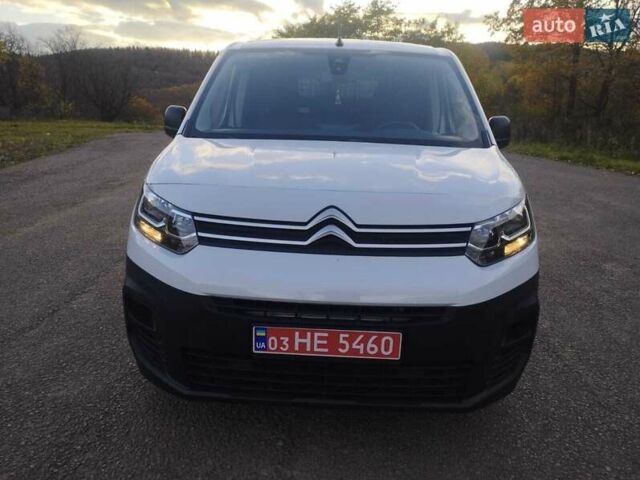 Белый Ситроен Берлинго, объемом двигателя 0 л и пробегом 35 тыс. км за 15000 $, фото 8 на Automoto.ua