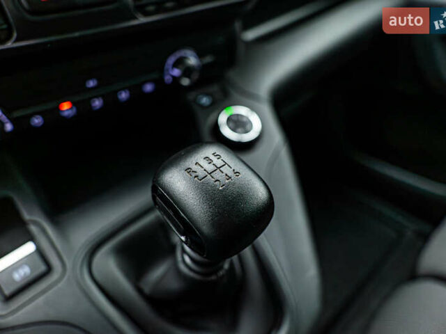 Білий Сітроен Берлінго, об'ємом двигуна 1.5 л та пробігом 71 тис. км за 17556 $, фото 14 на Automoto.ua