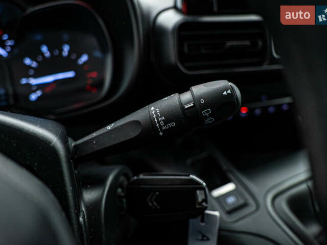 Білий Сітроен Берлінго, об'ємом двигуна 1.5 л та пробігом 71 тис. км за 17556 $, фото 12 на Automoto.ua