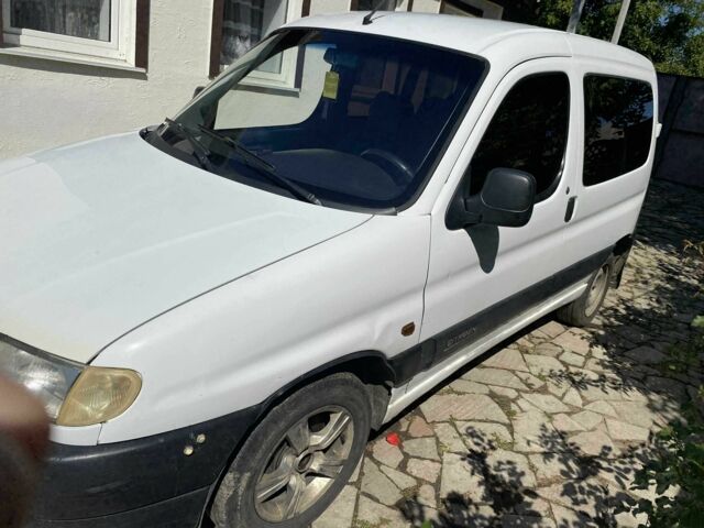 Белый Ситроен Берлинго, объемом двигателя 1.9 л и пробегом 300 тыс. км за 2300 $, фото 2 на Automoto.ua