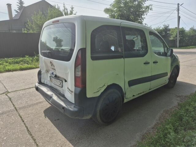 Ситроен Берлинго 2013 в Борисполе на Automoto.ua Белый Ситроен Берлинго, объемом двигателя 1.6 л и пробегом 230 тыс. км за 2500 $, фото 3 на Automoto.ua