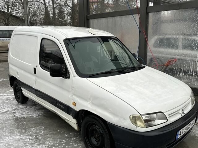 Белый Ситроен Берлинго, объемом двигателя 1.9 л и пробегом 450 тыс. км за 1300 $, фото 5 на Automoto.ua