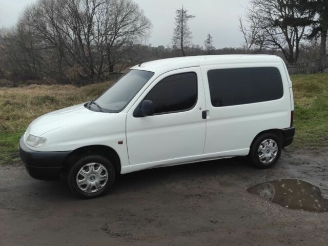 Белый Ситроен Берлинго, объемом двигателя 1.9 л и пробегом 250 тыс. км за 1380 $, фото 2 на Automoto.ua
