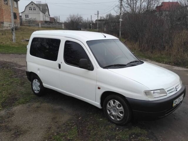 Белый Ситроен Берлинго, объемом двигателя 1.9 л и пробегом 250 тыс. км за 1380 $, фото 1 на Automoto.ua