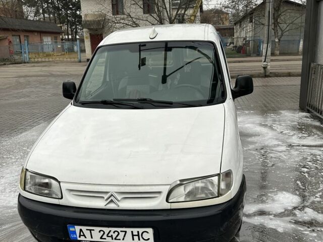 Белый Ситроен Берлинго, объемом двигателя 1.9 л и пробегом 450 тыс. км за 1300 $, фото 1 на Automoto.ua