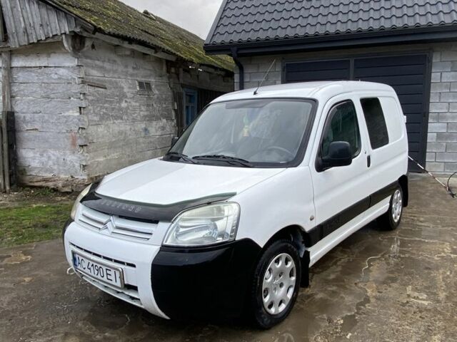 Білий Сітроен Берлінго, об'ємом двигуна 2 л та пробігом 315 тис. км за 3250 $, фото 1 на Automoto.ua