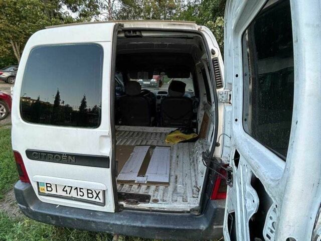 Белый Ситроен Берлинго, объемом двигателя 1.9 л и пробегом 500 тыс. км за 2300 $, фото 4 на Automoto.ua