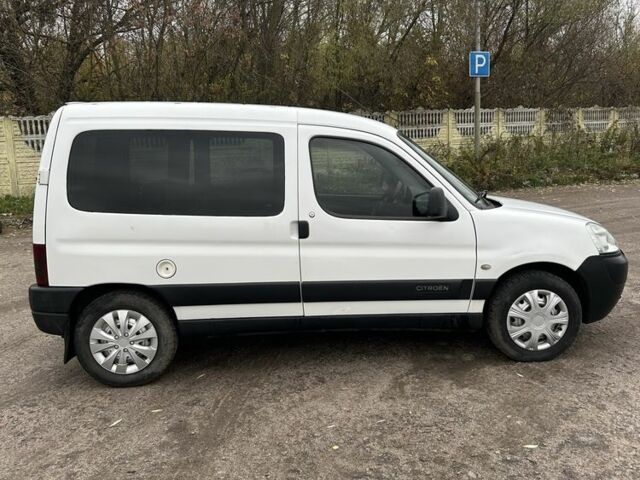 Ситроен Берлинго 2005 в Житомире на Automoto.ua Белый Ситроен Берлинго, объемом двигателя 2 л и пробегом 423 тыс. км за 2800 $, фото 3 на Automoto.ua