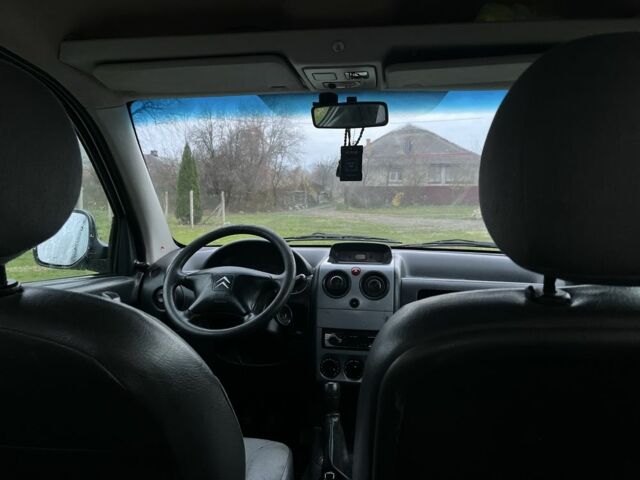 Белый Ситроен Берлинго, объемом двигателя 1.6 л и пробегом 280 тыс. км за 2800 $, фото 5 на Automoto.ua