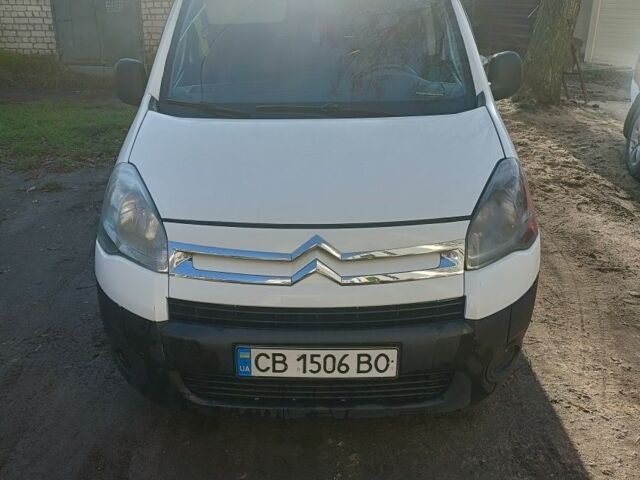 Белый Ситроен Берлинго, объемом двигателя 1.6 л и пробегом 290 тыс. км за 3750 $, фото 2 на Automoto.ua