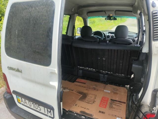 Білий Сітроен Берлінго, об'ємом двигуна 1.9 л та пробігом 255 тис. км за 3300 $, фото 8 на Automoto.ua