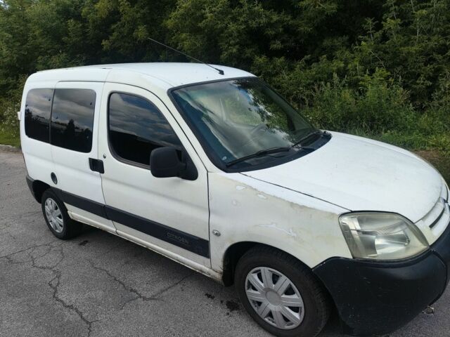 Білий Сітроен Берлінго, об'ємом двигуна 1.9 л та пробігом 255 тис. км за 3300 $, фото 2 на Automoto.ua