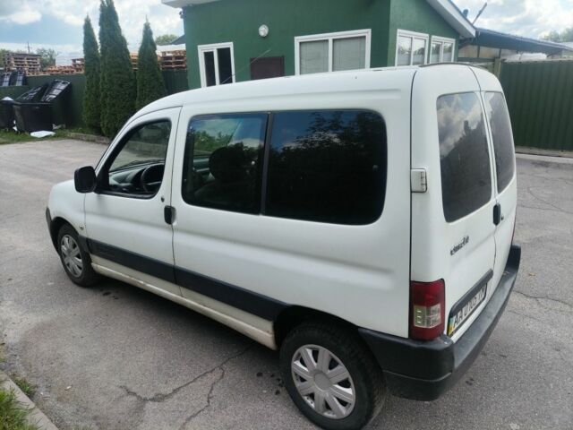 Білий Сітроен Берлінго, об'ємом двигуна 1.9 л та пробігом 255 тис. км за 3300 $, фото 1 на Automoto.ua