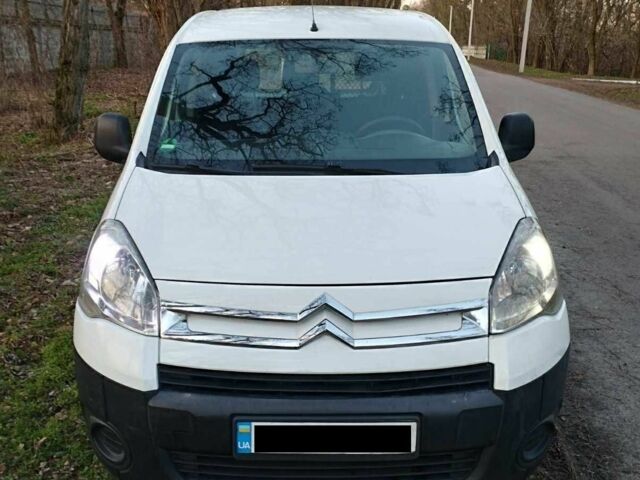 Білий Сітроен Берлінго, об'ємом двигуна 1.6 л та пробігом 313 тис. км за 5900 $, фото 10 на Automoto.ua
