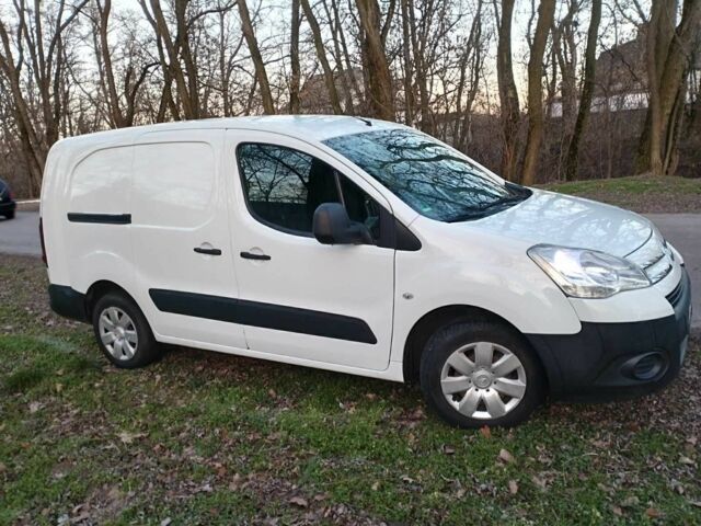 Білий Сітроен Берлінго, об'ємом двигуна 1.6 л та пробігом 313 тис. км за 5900 $, фото 6 на Automoto.ua