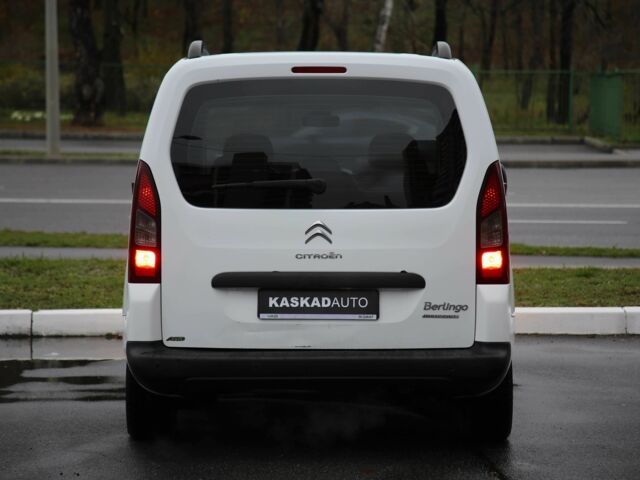 Білий Сітроен Берлінго, об'ємом двигуна 1.6 л та пробігом 239 тис. км за 6700 $, фото 4 на Automoto.ua