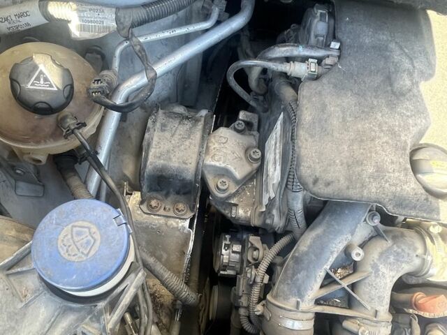 Белый Ситроен Берлинго, объемом двигателя 1.6 л и пробегом 298 тыс. км за 7100 $, фото 22 на Automoto.ua