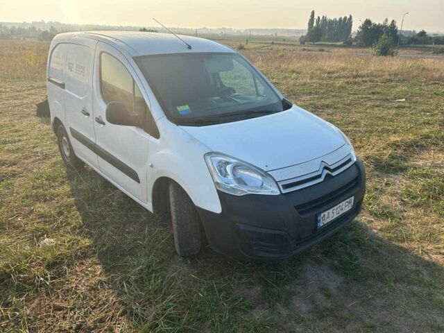 Белый Ситроен Берлинго, объемом двигателя 1.6 л и пробегом 223 тыс. км за 8200 $, фото 7 на Automoto.ua