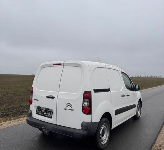 Білий Сітроен Берлінго, об'ємом двигуна 1.6 л та пробігом 187 тис. км за 3500 $, фото 3 на Automoto.ua