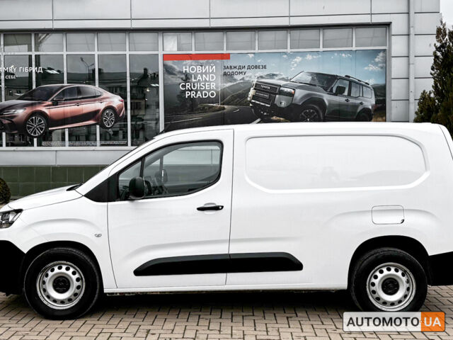 Белый Ситроен Берлинго, объемом двигателя 1.6 л и пробегом 157 тыс. км за 16797 $, фото 4 на Automoto.ua