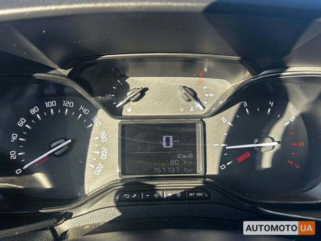 Белый Ситроен Берлинго, объемом двигателя 1.6 л и пробегом 157 тыс. км за 16797 $, фото 15 на Automoto.ua