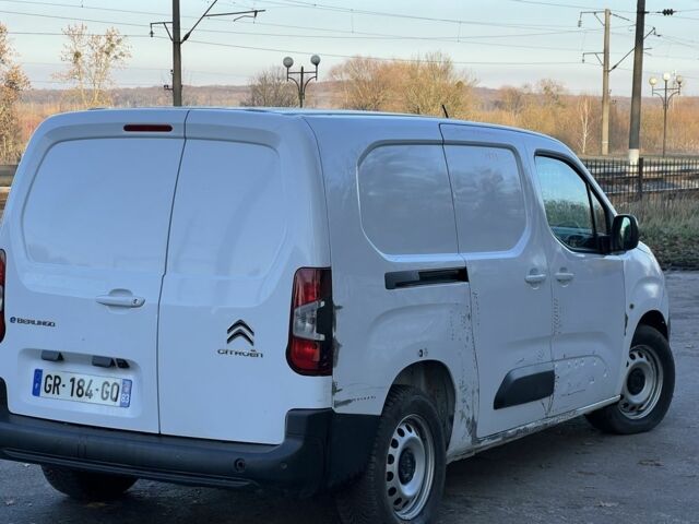 Белый Ситроен Берлинго, объемом двигателя 0 л и пробегом 5 тыс. км за 15000 $, фото 2 на Automoto.ua