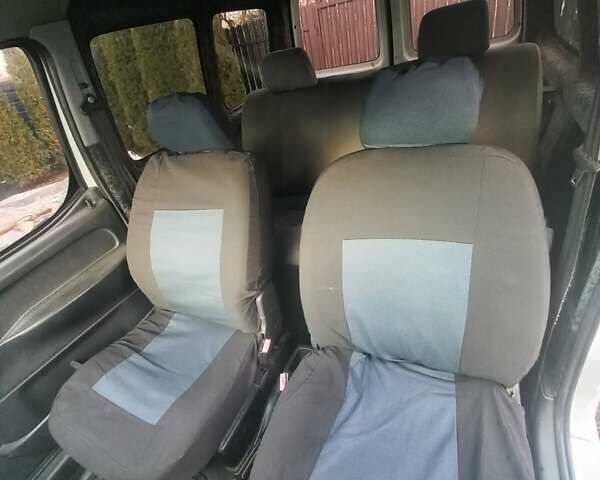 Белый Ситроен Берлинго, объемом двигателя 1.91 л и пробегом 350 тыс. км за 2000 $, фото 1 на Automoto.ua