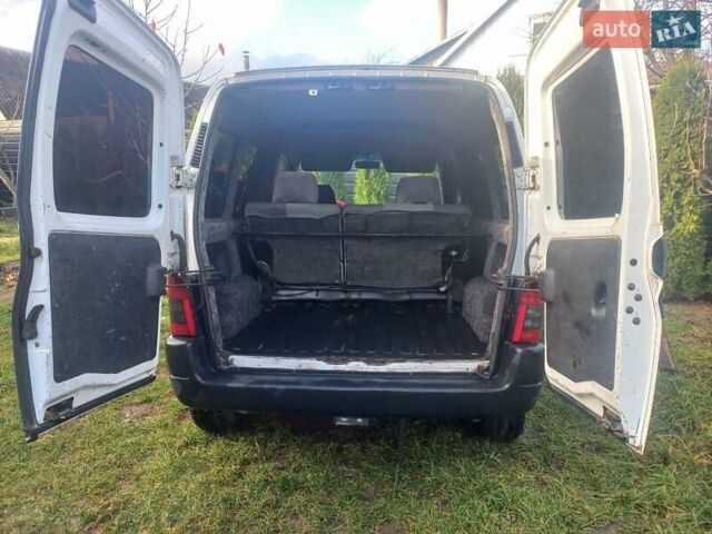 Белый Ситроен Берлинго, объемом двигателя 1.91 л и пробегом 350 тыс. км за 2000 $, фото 2 на Automoto.ua