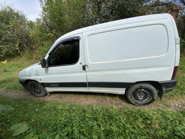 Белый Ситроен Берлинго, объемом двигателя 1.9 л и пробегом 344 тыс. км за 1950 $, фото 1 на Automoto.ua