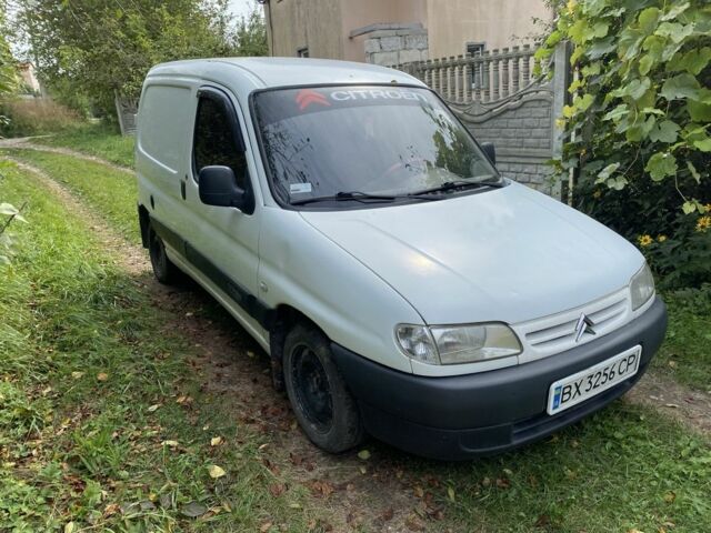 Белый Ситроен Берлинго, объемом двигателя 1.9 л и пробегом 344 тыс. км за 1950 $, фото 5 на Automoto.ua