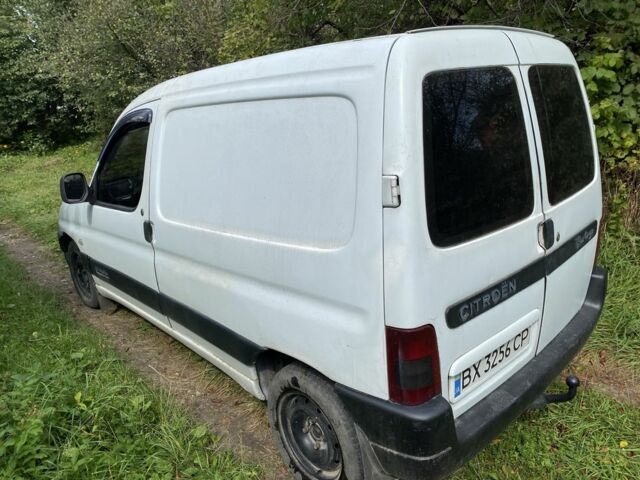 Белый Ситроен Берлинго, объемом двигателя 1.9 л и пробегом 344 тыс. км за 1950 $, фото 2 на Automoto.ua