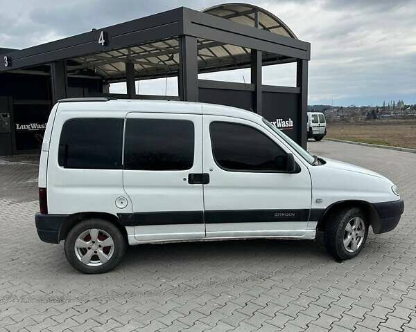 Белый Ситроен Берлинго, объемом двигателя 1.9 л и пробегом 250 тыс. км за 1999 $, фото 10 на Automoto.ua