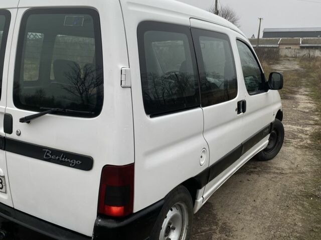 Белый Ситроен Берлинго, объемом двигателя 1.9 л и пробегом 357 тыс. км за 2000 $, фото 2 на Automoto.ua