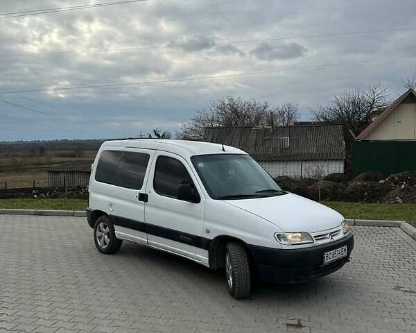 Белый Ситроен Берлинго, объемом двигателя 1.9 л и пробегом 250 тыс. км за 1999 $, фото 24 на Automoto.ua