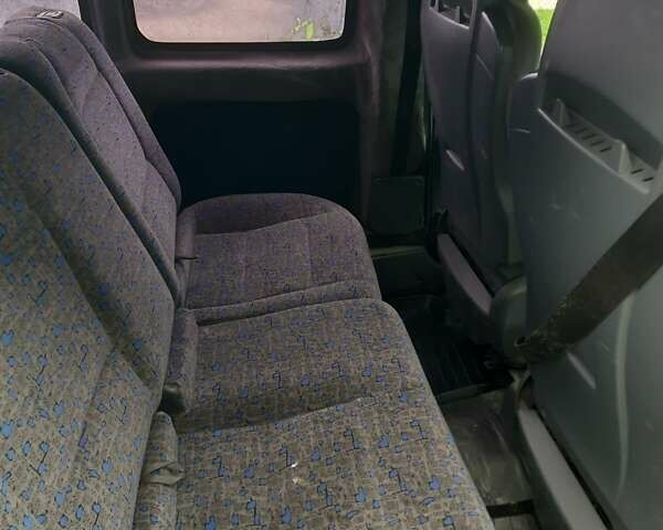 Белый Ситроен Берлинго, объемом двигателя 1.87 л и пробегом 300 тыс. км за 2550 $, фото 5 на Automoto.ua