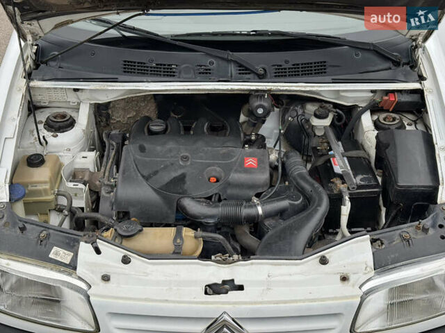 Белый Ситроен Берлинго, объемом двигателя 1.9 л и пробегом 185 тыс. км за 2699 $, фото 11 на Automoto.ua