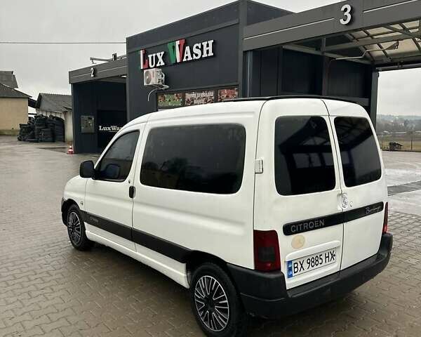 Білий Сітроен Берлінго, об'ємом двигуна 2 л та пробігом 230 тис. км за 2950 $, фото 10 на Automoto.ua