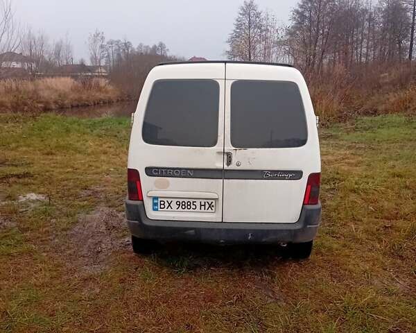 Белый Ситроен Берлинго, объемом двигателя 2 л и пробегом 414 тыс. км за 1900 $, фото 1 на Automoto.ua