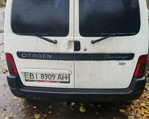 Белый Ситроен Берлинго, объемом двигателя 2 л и пробегом 370 тыс. км за 3200 $, фото 1 на Automoto.ua
