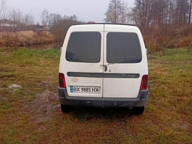Белый Ситроен Берлинго, объемом двигателя 2 л и пробегом 414 тыс. км за 1900 $, фото 1 на Automoto.ua