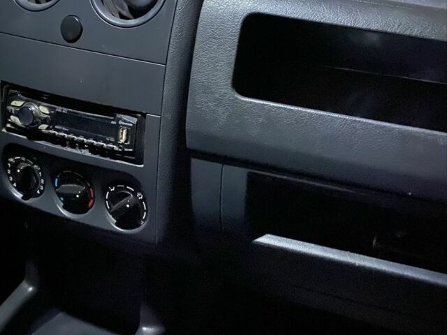 Білий Сітроен Берлінго, об'ємом двигуна 2 л та пробігом 313 тис. км за 2500 $, фото 12 на Automoto.ua