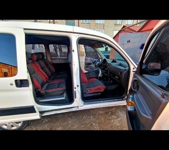 Білий Сітроен Берлінго, об'ємом двигуна 1.9 л та пробігом 350 тис. км за 2400 $, фото 3 на Automoto.ua