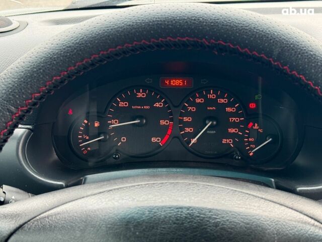 Белый Ситроен Берлинго, объемом двигателя 2 л и пробегом 410 тыс. км за 3990 $, фото 18 на Automoto.ua